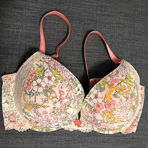 Victoria's Secret Dream Angels Pushup Bra 36DD